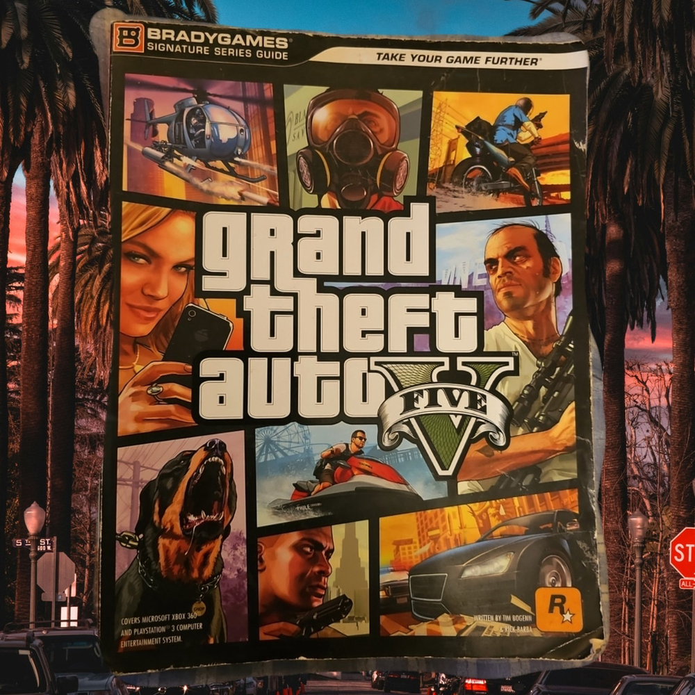 Grand Theft Auto V 5 Signature Series Strategy Guide by Brady Games Paperback